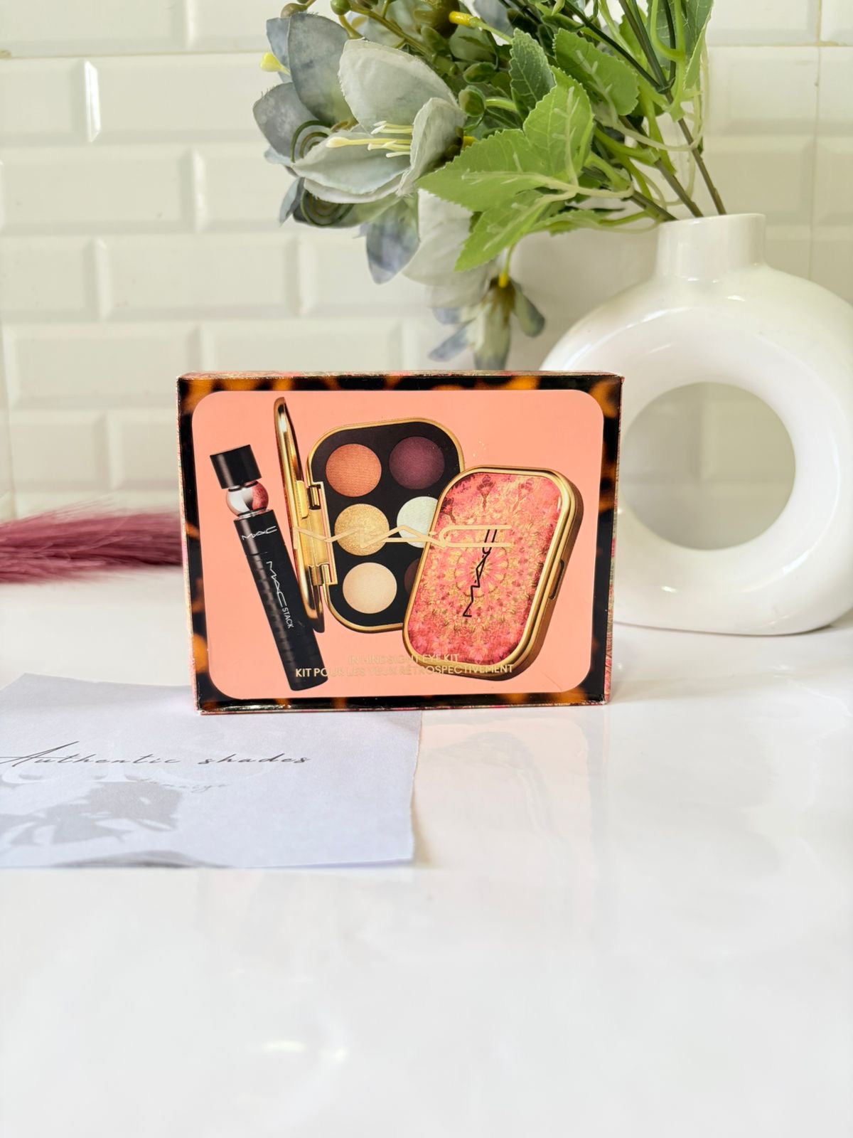 Mac in Hindsight Eye Kit