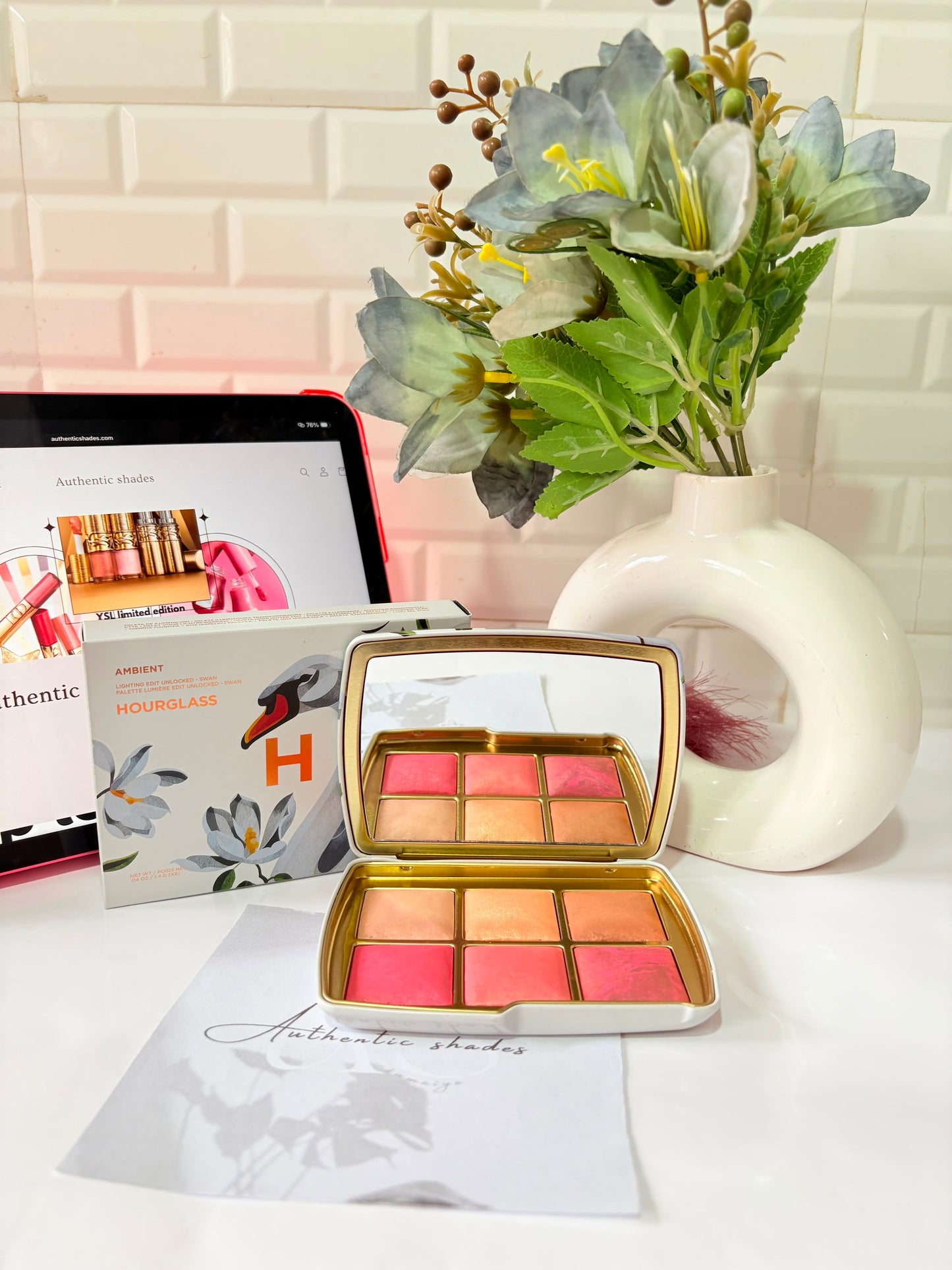 Hourglass Ambient Lighting palettes