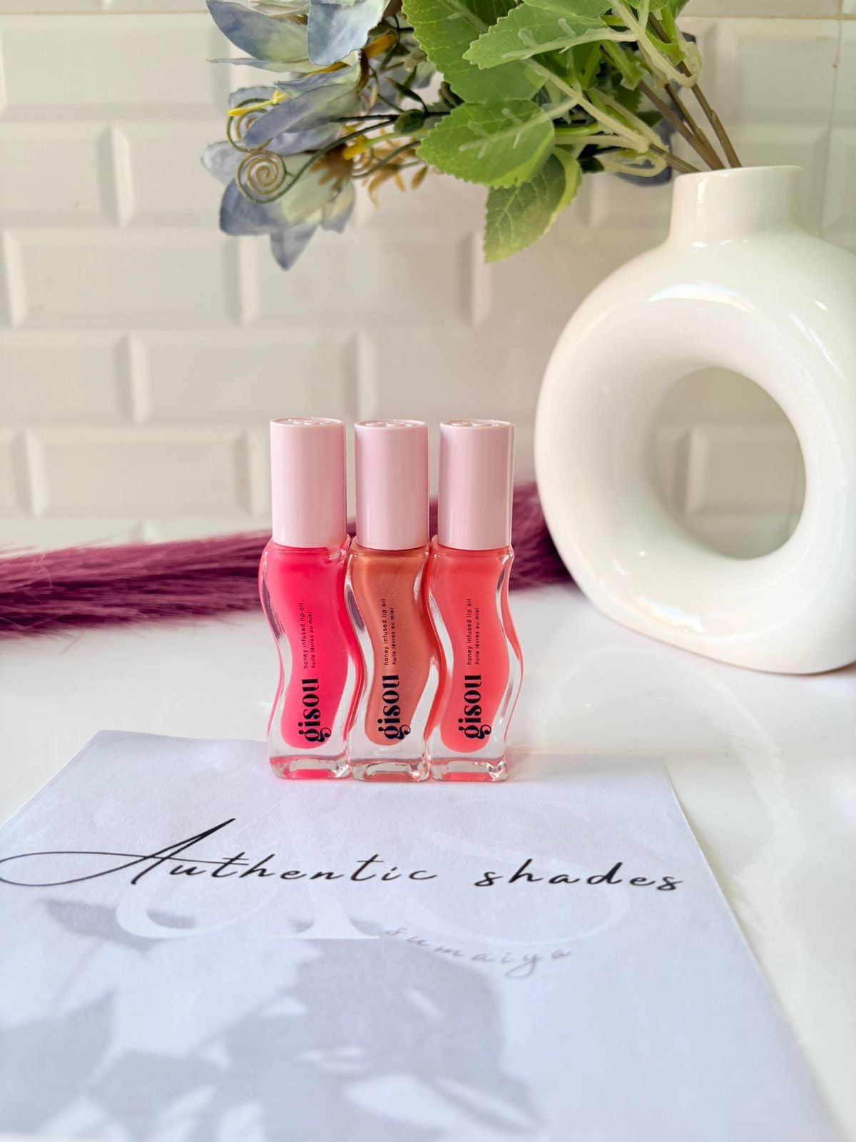 Gisou Honey Infused lip oil (New shade)