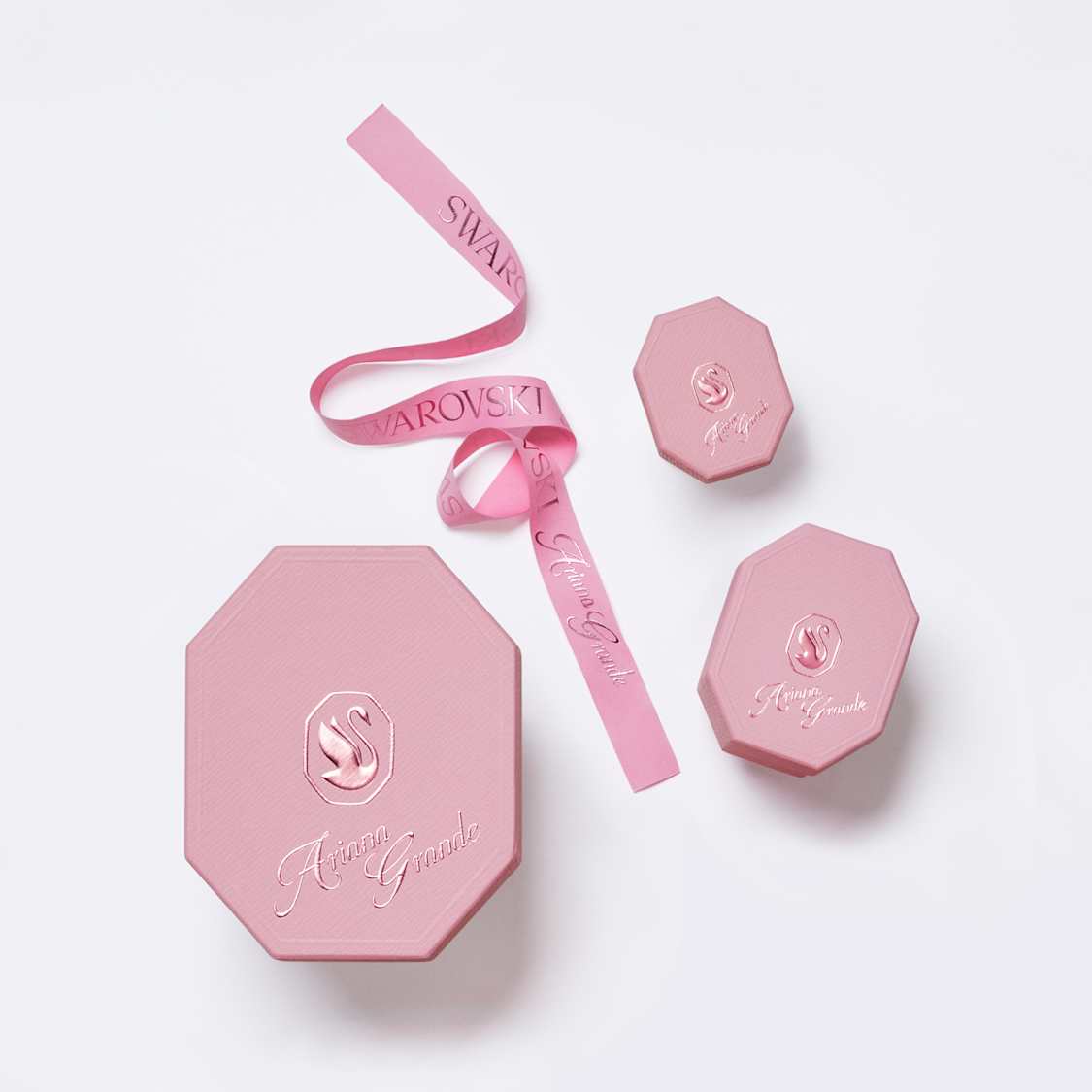 Ariana Grande x SWAROVSKI Crystal Heart Y Necklace
